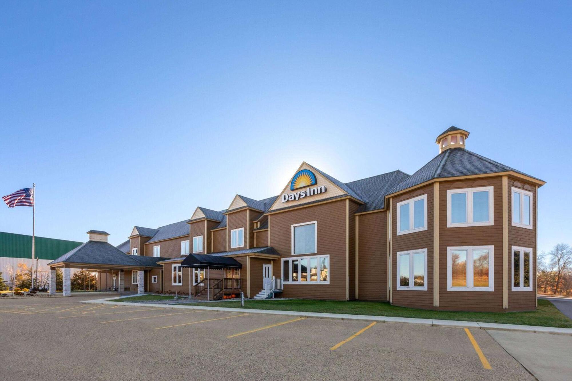 Days Inn By Wyndham Hutchinson Exterior foto